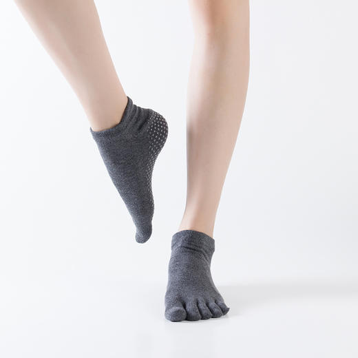 【双后跟防滑】专业双后跟瑜伽袜子防滑五指袜瑜伽袜运动袜  XY000   
双后跟 商品图4