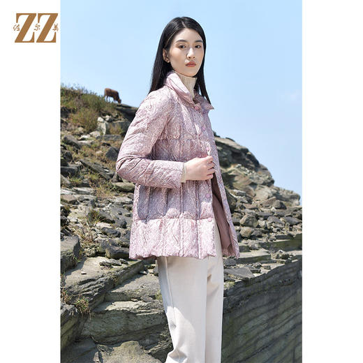 佐尔美2021秋冬新款 翻领印花短款面包服羽绒服女E14YY07 商品图2