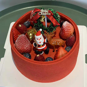 红丝绒草莓圣诞蛋糕