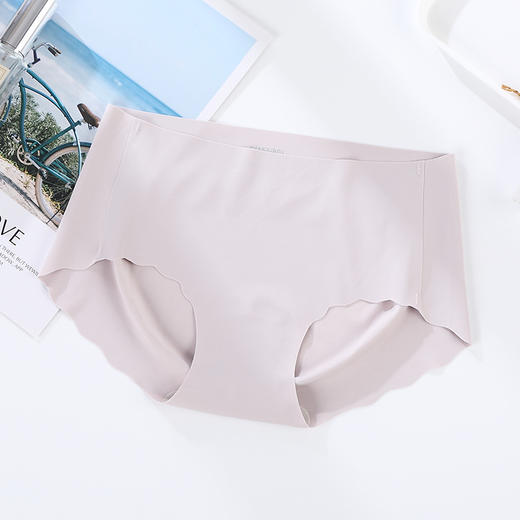 【轻薄裸感 贴合不束缚】无痕内裤女士抗JUN冰丝女式內褲一片式低腰薄夏季性感女三角裤 日系 商品图5