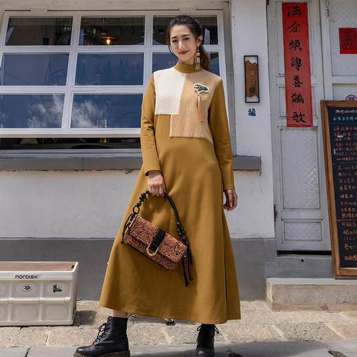 金风玉露拼色连衣裙 / 浅咖色 / 现货 商品图0