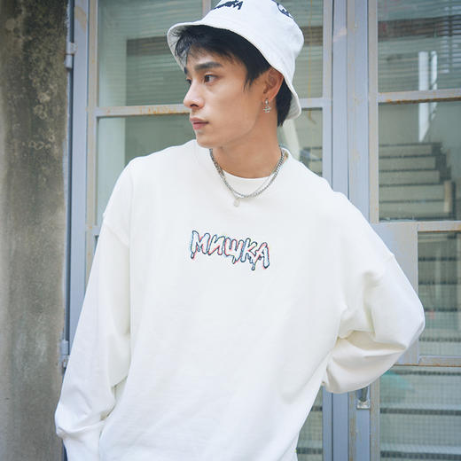 MISHKA2022春夏新品 KA爷涂鸦熊纯色圆领套头卫衣上衣M21100401M80 商品图3