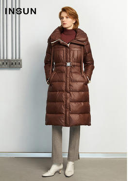 INSUN恩裳冬季新款轻盈保暖腰带设计百搭白鹅绒羽绒服9C31508700