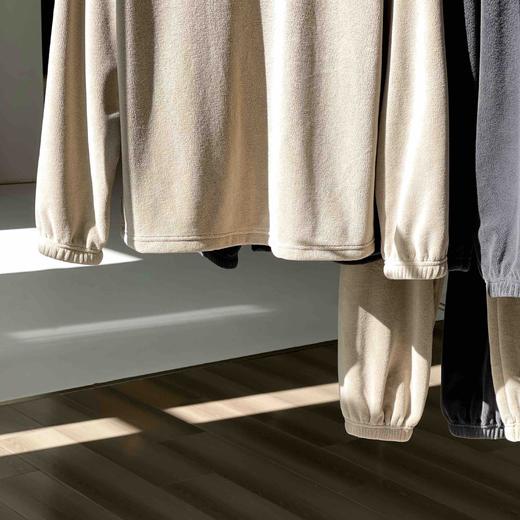 男士秋冬保暖家居宅宅套装 商品图2