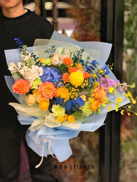 【保持热爱】绣球混搭花束 商品图2
