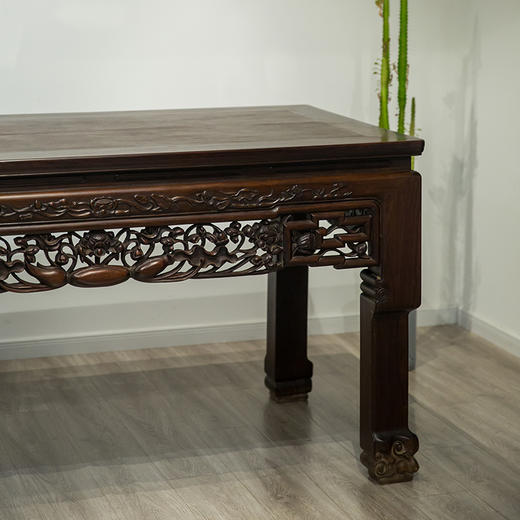 清 红木透雕荷花纹大画桌 商品图4