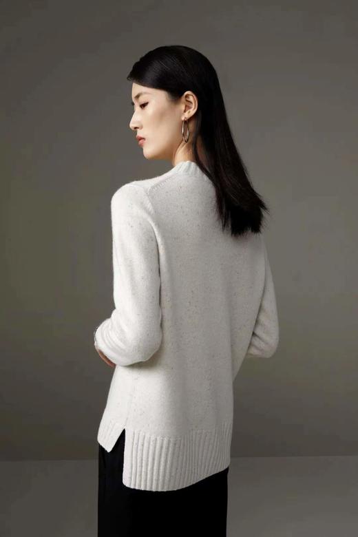 皮皮狗女式特种纱线半高领套衫8285212018 商品图2