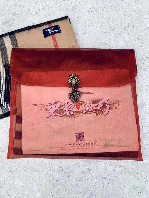 【世界一流品牌羊绒供应商】东黎100%纯山羊绒围巾/披肩40年只做羊绒采用珍贵罕山白山羊绒加倍保暖轻薄软糯 商品图8