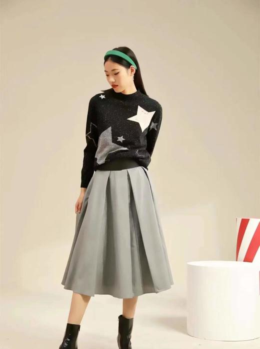 皮皮狗女式半高领绣花套衫8245212128 商品图1