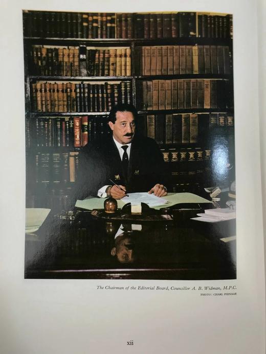 约翰内斯堡城市传奇故事集 数百幅插图 精装16开 商品图9