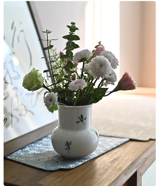 「景德镇釉下手绘蝴蝶兰花圆满小花瓶」桌面摆件 可插花可放毛笔 茶道六君子 商品图2