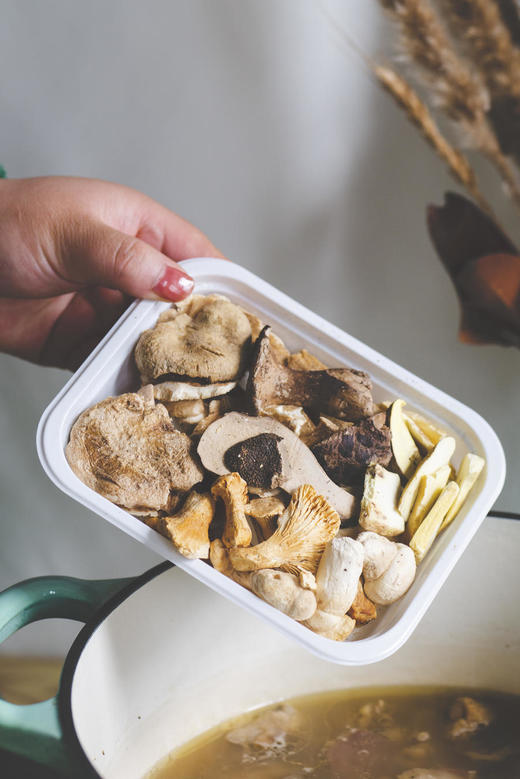 山珍美味冻干菌汤包8种纯野生菌含松茸松露无需泡发清洗12g/盒*3盒 商品图1