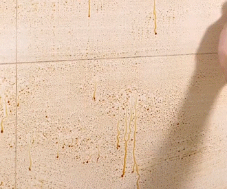  老保姆教你1招，10年的厨房油污，20秒瓦解了，省钱省力又省心 