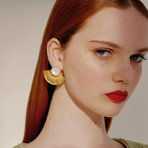 北京仓｜Jude Benhalim-Mezza Sol-扇形 镂空 耳环（白色）［埃及设计师］ 商品图0