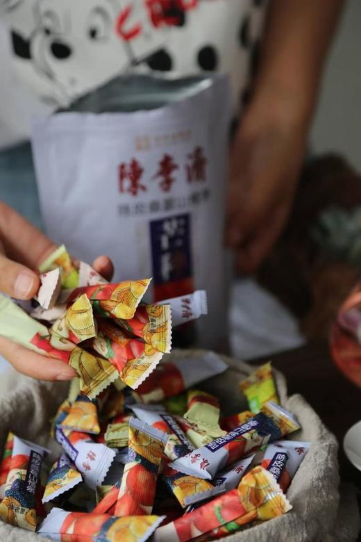 一共4包！【放心健康零食】加了老陈皮的山楂条陈李济陈皮山楂条175克（35条）/包*4包又沙又甜4包口味组合 商品图0