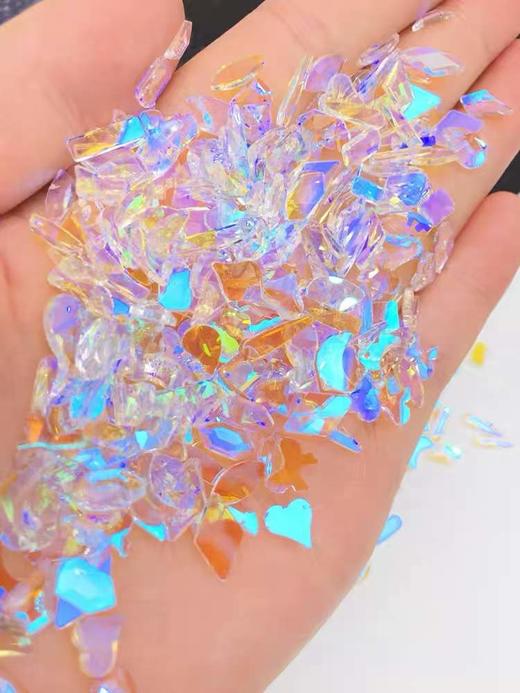 美甲冰透极光钻异形平底混合水晶钻网红爆款2022新款指甲装饰饰品（一包100颗左右） 商品图2