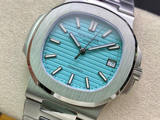 新品 NOOB百达翡丽5711鹦鹉螺蒂芙尼联名款 钢表之王，搭配9015改Cal.324自动上链机芯，40mm，定制级人体工程学表带，钢带中珠是钻石型的，机芯修正版原装更接近，壳套打磨的更加完善！ 商品图2