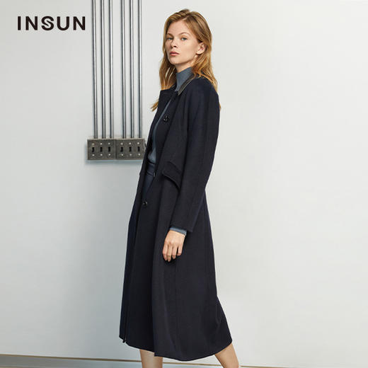 INSUN恩裳新品长款藏蓝大衣9c31580066 商品图1