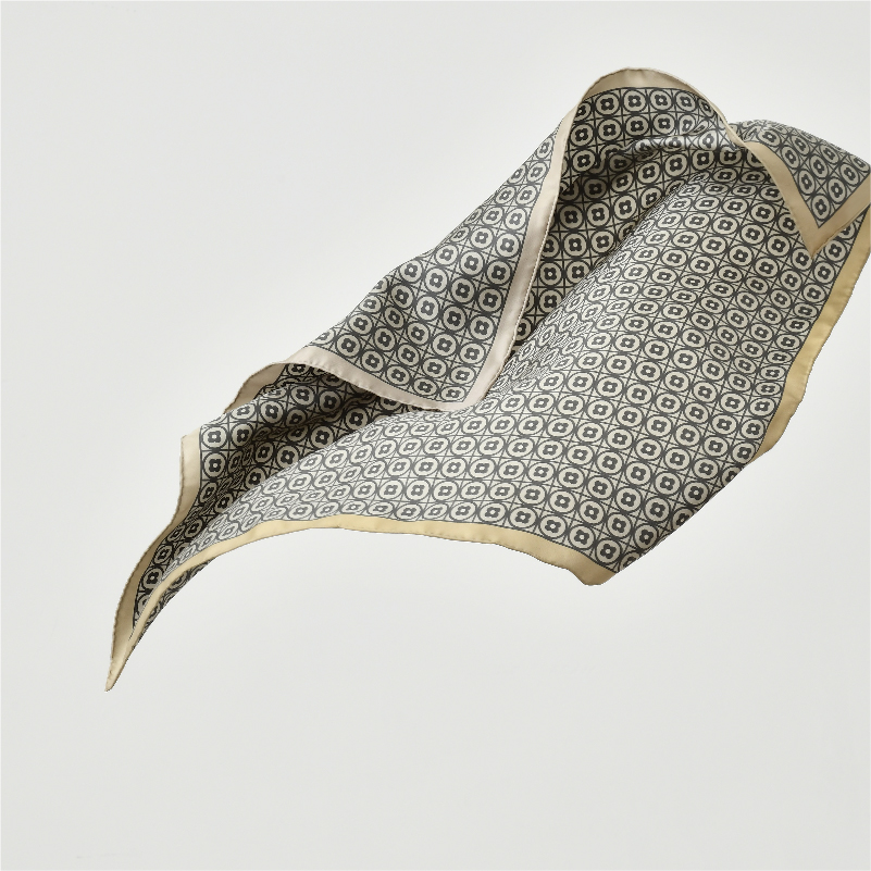 见南花x双成记 花砖印花真丝双面中方巾100%桑蚕丝 企业定制礼品