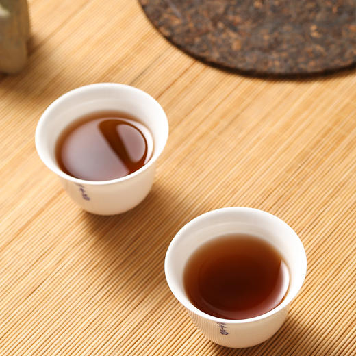 德丰昌手撕薄饼【冰岛醇韵】 普洱茶熟茶茶饼盒装250g 商品图11