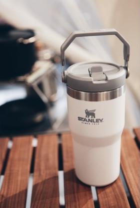 Stanley 经典系列不锈钢真空折叠吸管杯