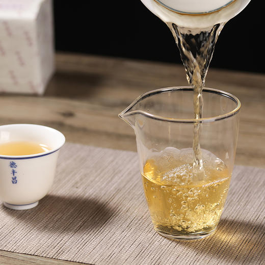 德丰昌【紫芽柱·生茶】 云南普洱茶 古树紫芽茶柱268克生茶 商品图5