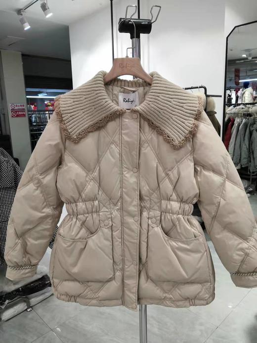 洛呗一 羽绒服60576 商品图0