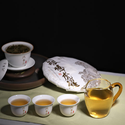 德丰昌生肖饼【龙腾虎跃·生茶】普洱生茶357克/饼2021年 商品图3