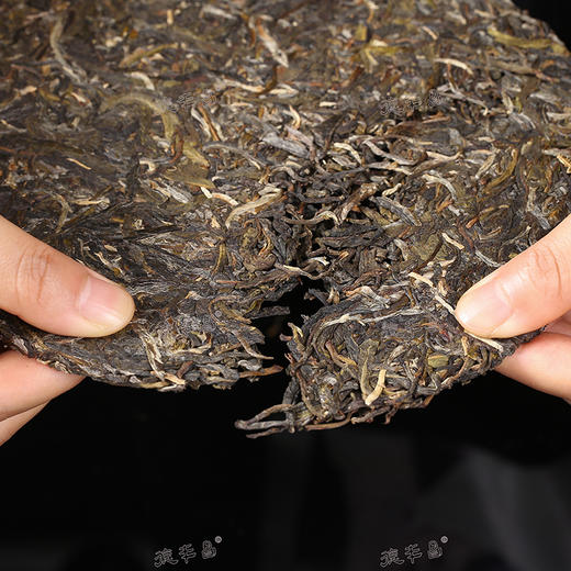 德丰昌手撕薄饼【雪山知春】普洱生茶勐海茶区200克/盒 商品图2