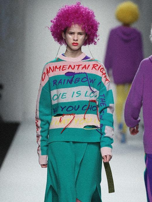 撞色提花羊绒女衫 商品图2