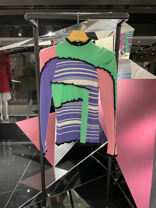 木耳边羊绒女衫 商品图0