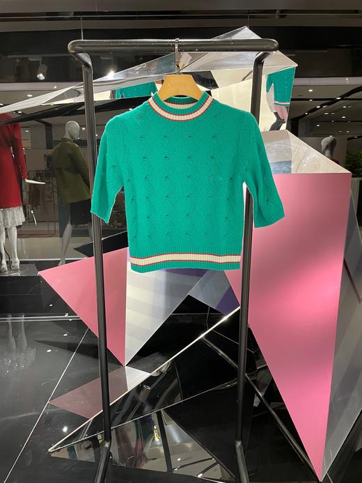 撞边中袖羊绒女衫 商品图1