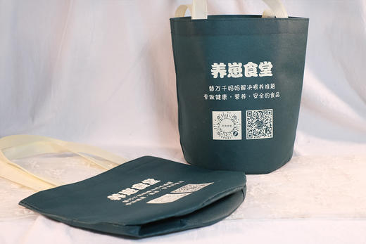 养崽食堂零食礼包 商品图1