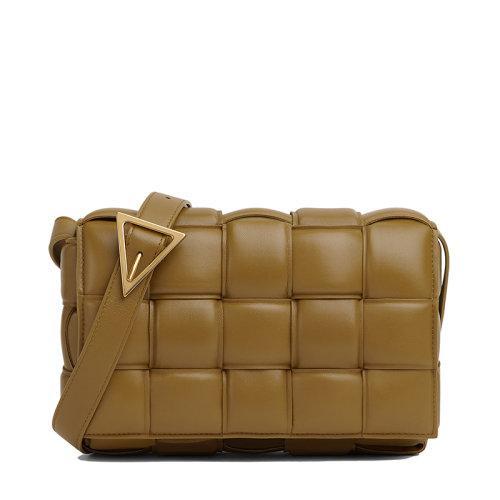 【包税】Bottega Veneta/葆蝶家 22春夏新款PADDED CASSETTE系列 女士橡果色小羊皮双面编织单肩斜挎豆腐包591970VCQR17745 商品图0