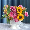 【一路生花】向日葵2 笑颜康6 棉花橙小雏菊3 橙色水仙百合3 玫红麦秆菊2（王嘻嘻设计） 商品缩略图5