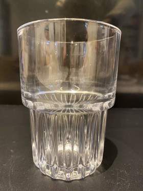 【已绝版】竖底纹玻璃杯（高）