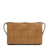 【包税】Bottega Veneta/葆蝶家 22春夏新款CASSETTE系列 女士焦糖色小羊皮双面正交编织单肩斜挎豆腐包578004VMAY19830 商品缩略图0
