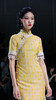 荷言HEYEN 剪花如染【明星同款】鹅黄色几何提花面料+立领设计珍珠镶嵌花样式+经典一字扣绿石搭配+蕾丝流苏绲边+手工钉珠设计 商品缩略图6