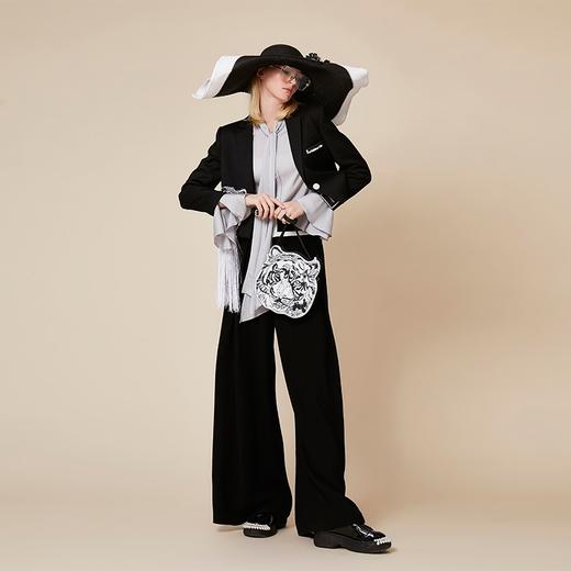 老虎绣花流苏黑色短西装外套 商品图1