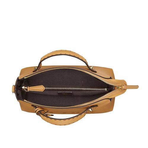 【包税】FENDI/芬迪 2021秋冬新款By The Way系列 女士中号米色皮革内部拉链口袋镀钯饰面金属配饰配可拆卸肩带斜跨单肩手提波士顿包8BL146AC9LF15KR 商品图3