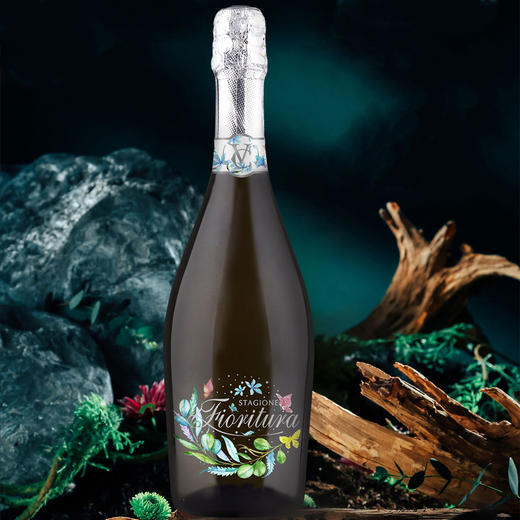 【果香丰富 甜而不腻】万多·花季低醇起泡甜白葡萄酒 750ml/瓶 意大利原装原瓶进口 低温压榨过滤缓释发酵 再经过桶内二次发酵 伴有柑橘、白桃等香气 商品图1