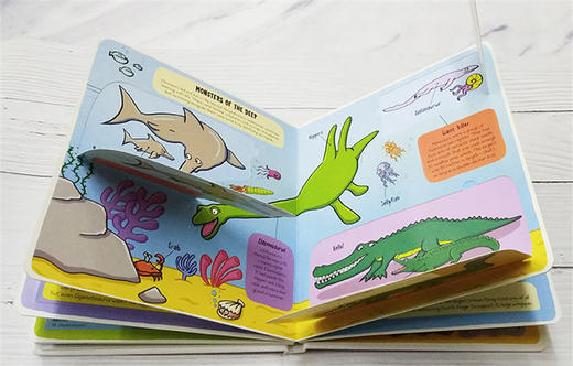 小小探险家 恐龙 英文原版 Little Explorers Dinosaurs 儿童英语启蒙纸板翻翻书 英文版少儿科普百科 进口原版书籍 商品图1