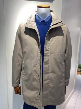 南4GY男士卡其色风衣外套