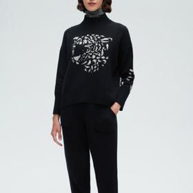 3楼 珍贝羊绒女式高领上衣