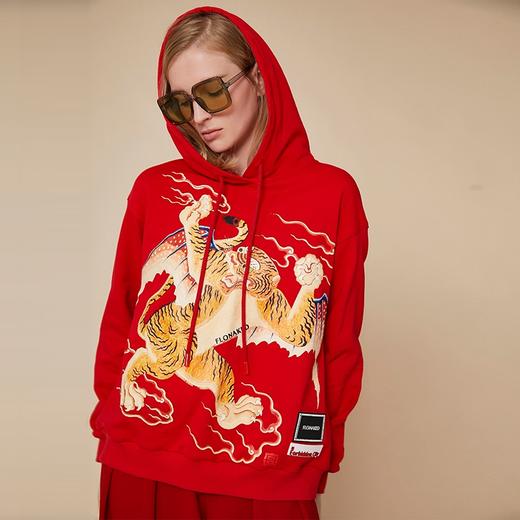 如虎添翼红色连帽卫衣 商品图1