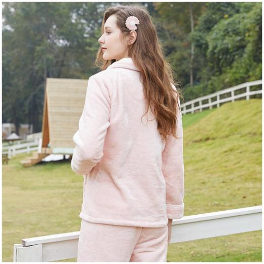 3楼 美标甜美可爱法兰绒秋冬舒适家居服 商品图3