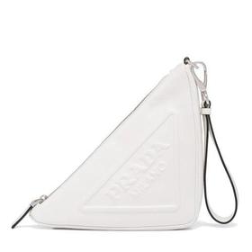 【包税】PRADA/普拉达 21年秋冬新款 女士白色皮革拉链开合徽标附腕带三角形手袋手拿包1NE039_2BYA_F0009