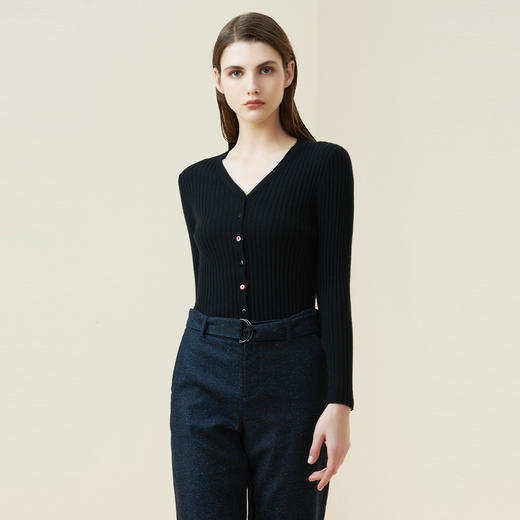 METTE羊绒世家2021年秋冬女士修身长袖打底衫v领羊绒薄款针织衫 商品图1