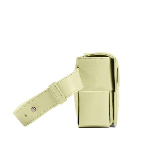 【包税】Bottega Veneta/葆蝶家 22新款CASSETTE系列 男士迷你水洗柠檬黄色Intreccio编织小牛皮斜挎包腰包651053VCQ729413 商品图1