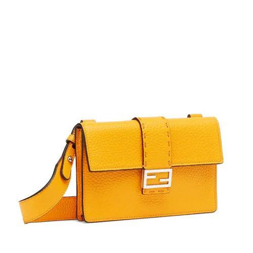 【包税】FENDI/芬迪 21秋冬新款Baguette系列 男士橙色皮革材质方形翻盖FF磁性纽扣手提斜挎单肩背包7M0295SFRF1DXK 商品图3
